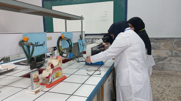 مسابقات علمی علوم تجربی در پژوهش سرای رازی مشهد 