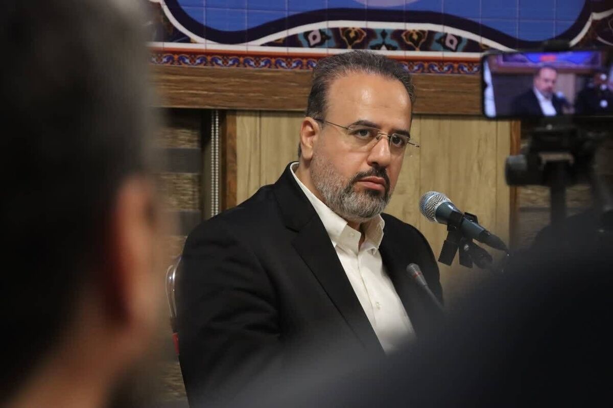 ضرورت بهره‌گیری از ظرفیت جامعه قرآنی سراسر کشور در تولیدات رادیو قرآن