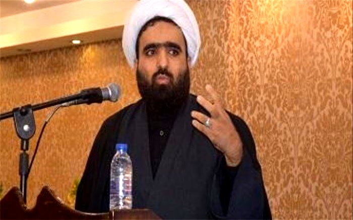 ضرورت برخورداری از اتحاد مستحکم در مقابل هجمه های فرهنگی دشمنان اسلام