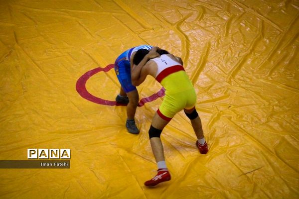 مسابقات کشتی جام رمضان انتخابی نونهالان درکردستان