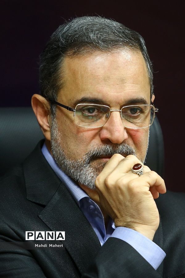 جلسه ستاد عالی تشکیلاتی گسترش و ارتقاء فعالیت های تربیت بدنی و ورزش دانش آموزان دختر کشور