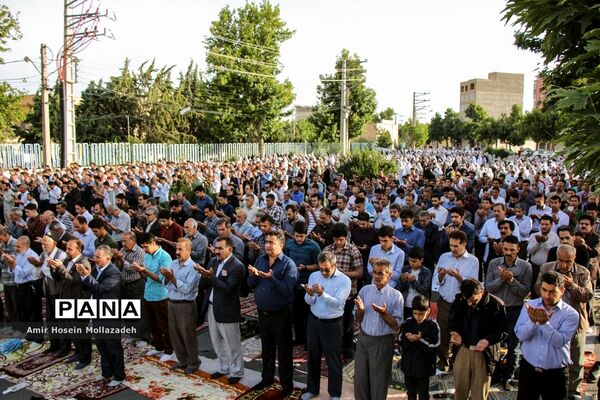 اقامه نماز عید سعید فطر در ارومیه