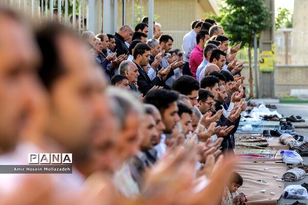 اقامه نماز عید سعید فطر در ارومیه