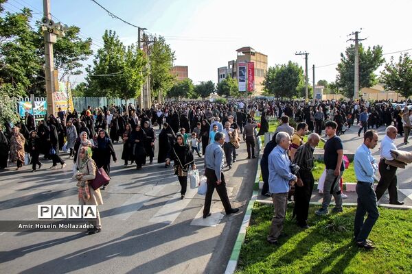 اقامه نماز عید سعید فطر در ارومیه
