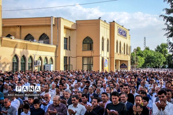 اقامه نماز عید سعید فطر در ارومیه