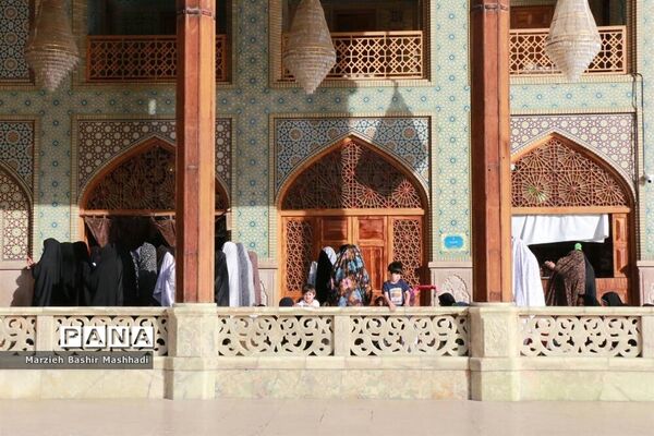 نماز عید فطر در شاهچراغ