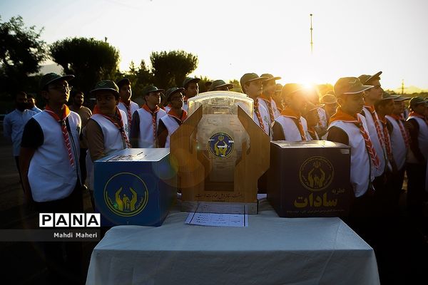 حضور پر شور و فعال دانش آموران پیشتاز در مراسم نماز عید فطر