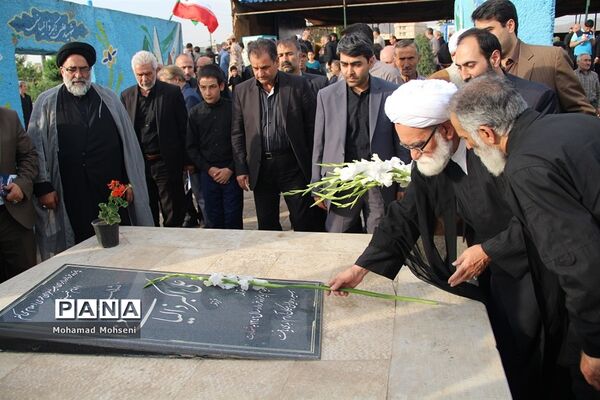 مراسم بزرگداشت شهدای قیام  15خرداد