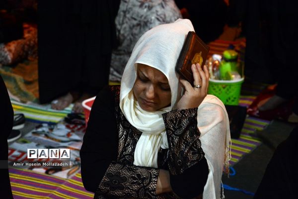 احیای شب بیست و یکم رمضان در ارومیه