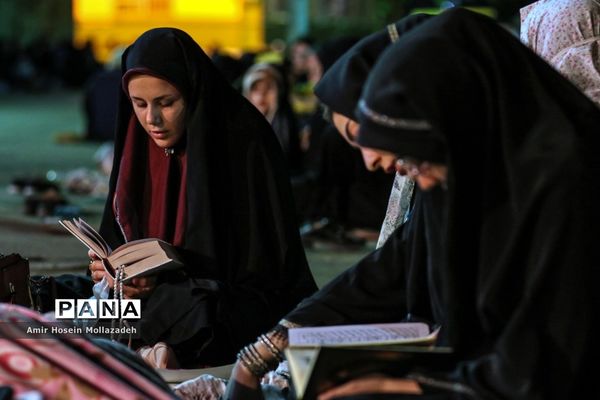 احیای شب بیست و یکم رمضان در ارومیه