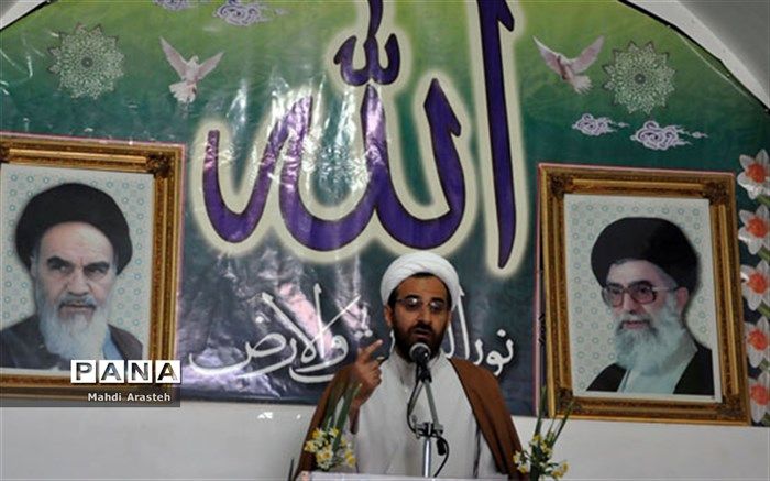 اقامه نماز جمعه شهرستان خوسف درهیئت حسینی  خوسف همزمان باروز قدس