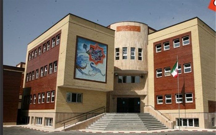 مدیرکل نوسازی مدارس فارس خبر داد: مشارکت خیرین در بیش از 40 درصد پروژه‌های مدرسه سازی فارس