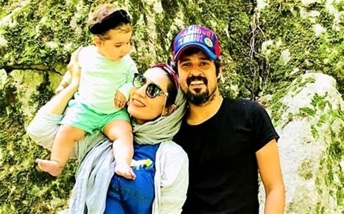 تصویر/ تیپ متفاوت آقای بازیگر و همسرش در طبیعت!