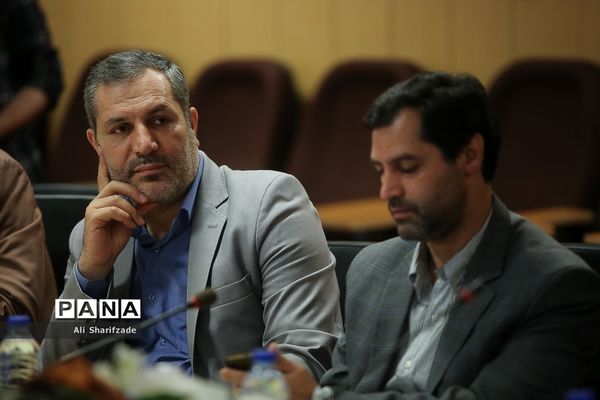 نشست خبری معاون پرورشی و فرهنگی وزارت آموزش و پرورش