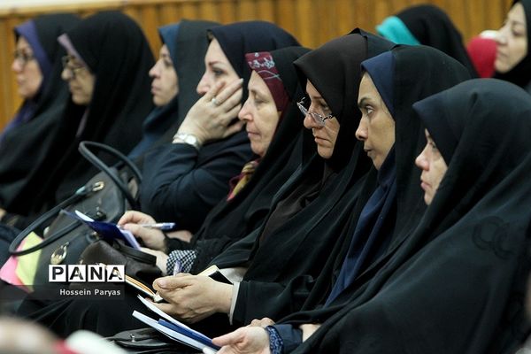 گردهمایی آموزشی توجیهی روسای ادارات مشارکت‌های مردمی و ناظران میدانی سراسر کشور