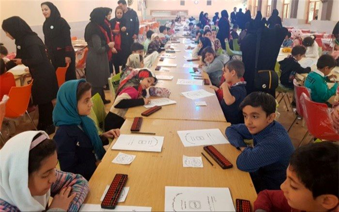 برگزاری مسابقات استانی "چرتکه" در سالن کوثر