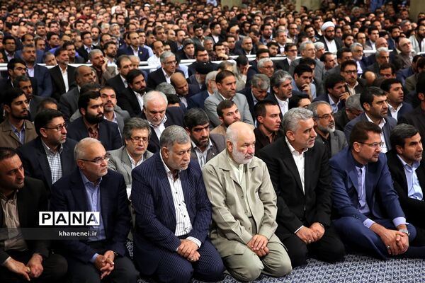 دیدار رئیس و نمایندگان مجلس شورای اسلامی با مقام معظم رهبری