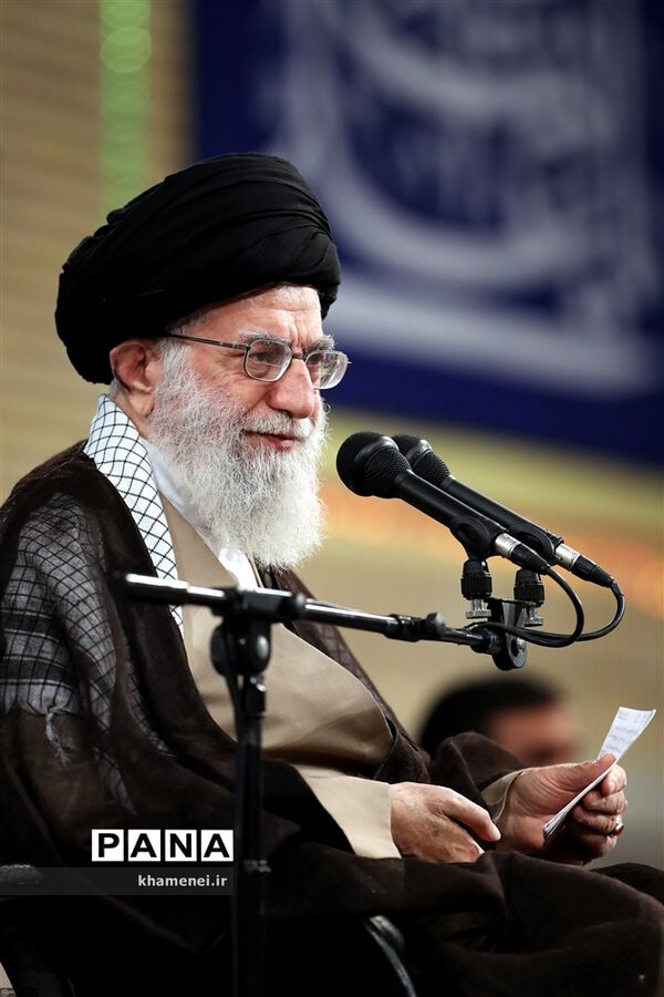 دیدار رئیس و نمایندگان مجلس شورای اسلامی با مقام معظم رهبری