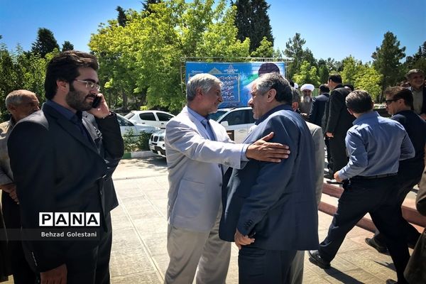 غبار روبی مزار شهدا بمناسبت هفته قوه قضاییه و گرامیداشت حجت الاسلام و المسلمین شیخ غلامرضا حسنی