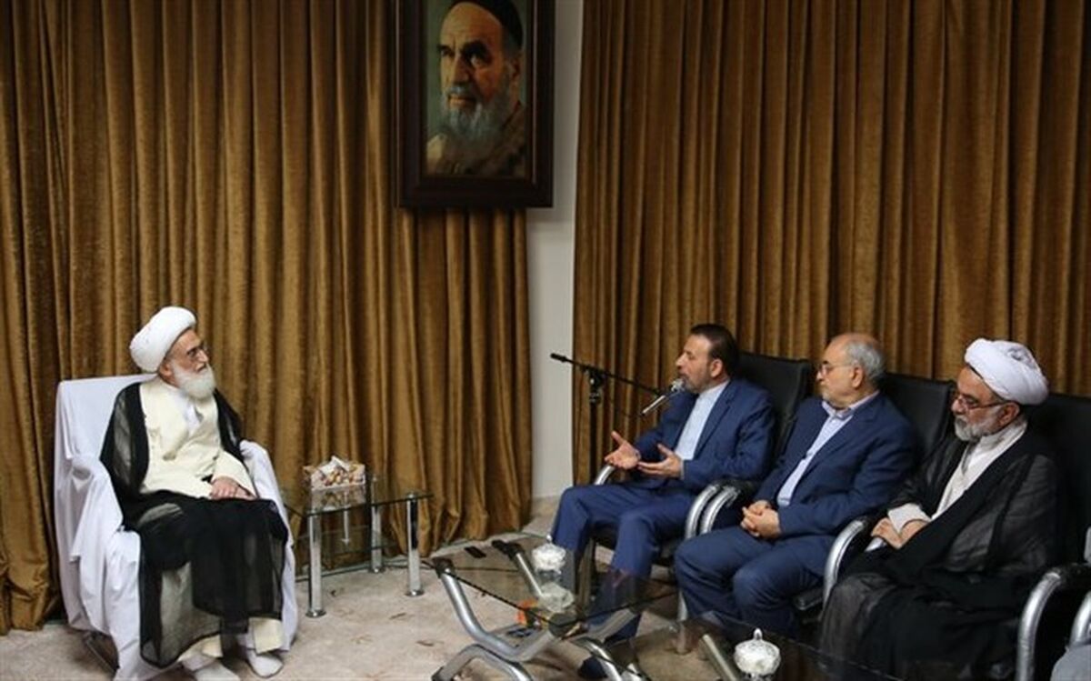 آیت‌الله نوری همدانی: باید یکدل و یکصدا در برابر دشمنان بایستیم