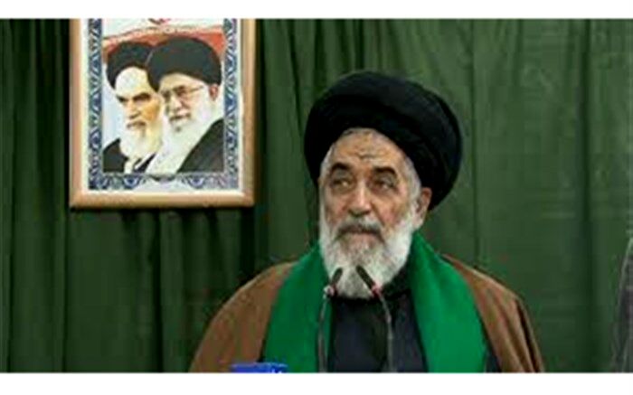 هدف دشمنان نفوذ به کشور از طریق ایجاد مشکلات اقتصادی و ضربه به آن است