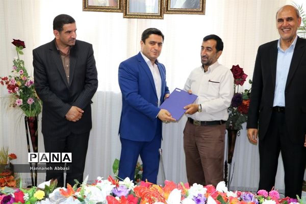 تجلیل از برگزیدگان کشوری پرسش  مهر هفدهم در مازندران