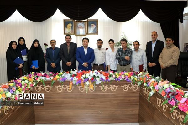 تجلیل از برگزیدگان کشوری پرسش  مهر هفدهم در مازندران