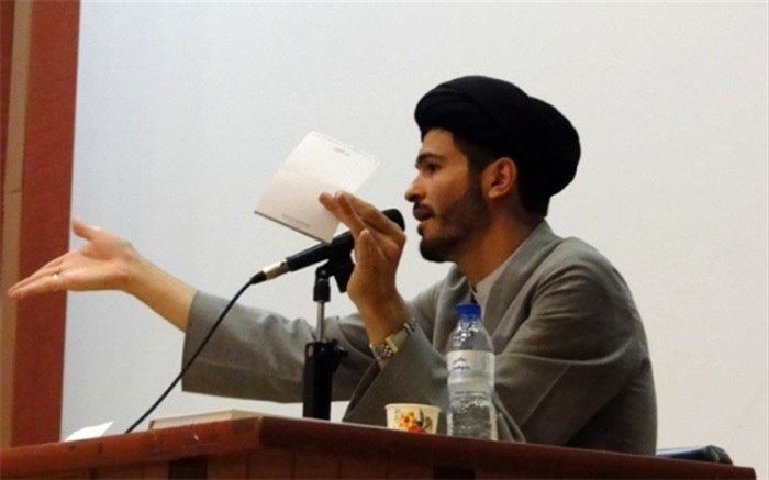 مساجد باید به بنگاه‌های واسطه‌گری ازدواج تبدیل شود