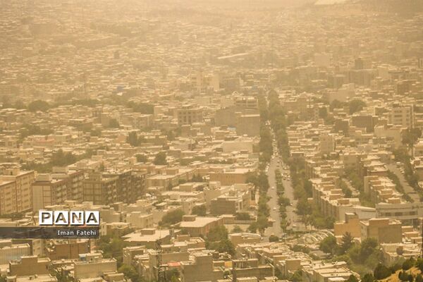 مهمان ناخوانده هوای سنندج
