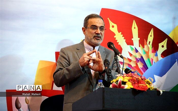 وزیر آموزش‌وپرورش: امیدوارم با ساماندهی کنکور اجازه نفس کشیدن به مدارس داده شود