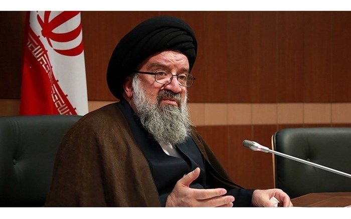 خاتمی:  مسئولان غیراشرافی و همدم با مردم نیز داریم