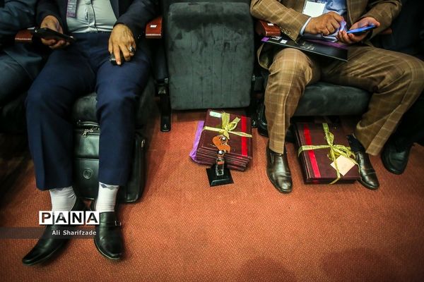 مراسم اختتامیه کنگره پرسش مهر رئیس جمهوری