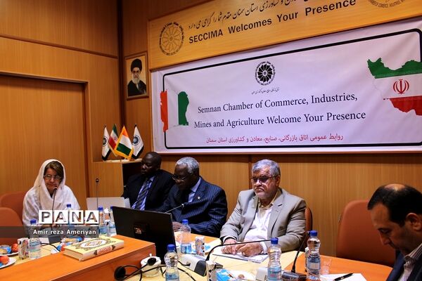 نشست کاردار سفارت کشور ساحل‌عاج در جمهوری اسلامی ایران با فعالان اقتصادی سمنان در اتاق بازرگانی