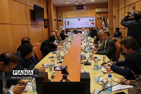 نشست کاردار سفارت کشور ساحل‌عاج در جمهوری اسلامی ایران با فعالان اقتصادی سمنان در اتاق بازرگانی