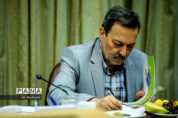 جلسه هیأت امنای سازمان دانش آموزی با حضور وزیر آموزش و پرورش