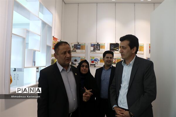 افتتاحیه نمایشگاه  مبارزه با مواد مخدر و رفتارهای پرخطر
