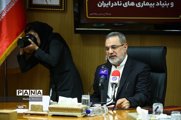مراسم امضا تفاهم‌نامه وزارت آموزش و پرورش با بنیاد بیماری‌های نادر