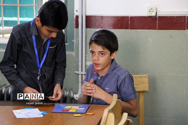 رقابت برگزیدگان مسابقات دانش‌آموزی تورنی تیم  ریاضی یزد