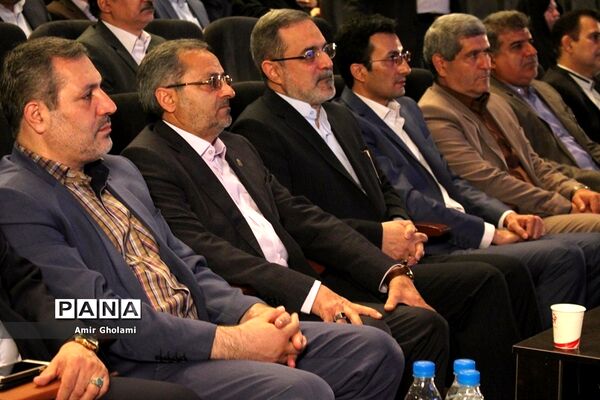 مراسم اختتامیه کنگره ملی پرسش مهر هجدهم