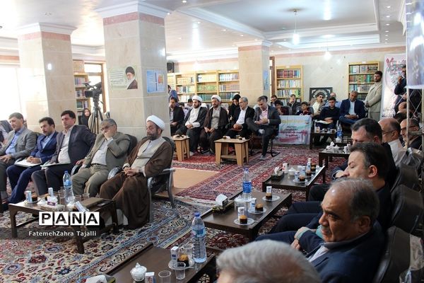 دیدار مدیران استان با نماینده ولی فقیه در استان سمنان