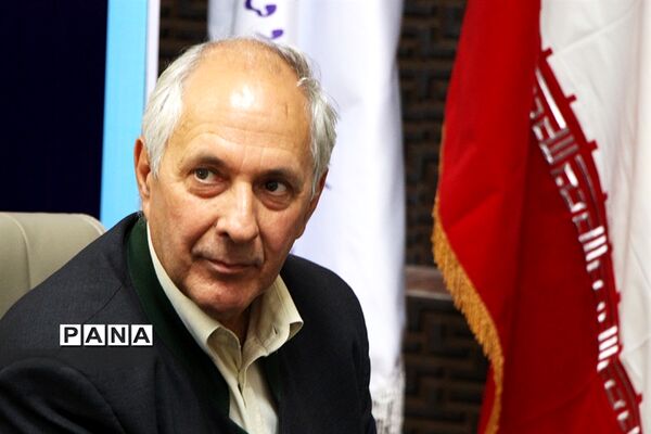 دیدار رئیس بنیاد جهانی انرژی با مسئولان شهرداری یزد