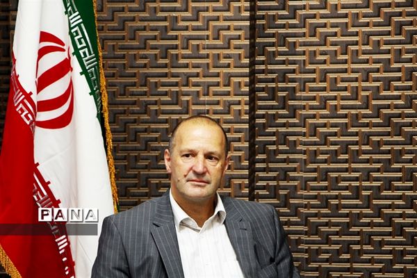 دیدار رئیس بنیاد جهانی انرژی با مسئولان شهرداری یزد