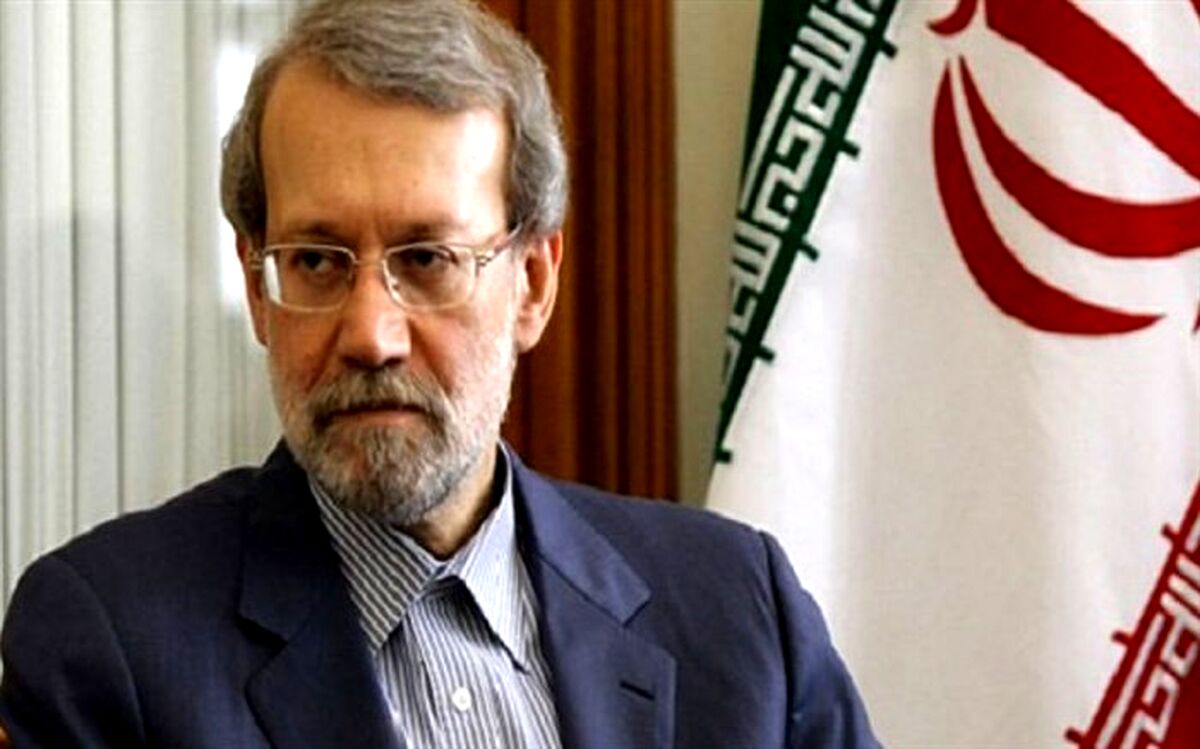 لاریجانی: دولت برای رفع مشکل بیمه خبرنگاران لایحه دهد