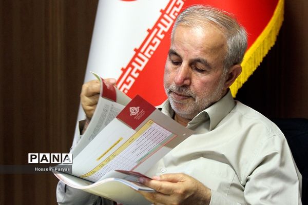 نشست هم‌اندیشی مسئولان سازمان دانش‌آموزی و جمعی از نمایندگان مجلس