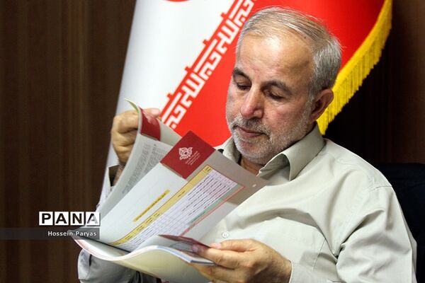 نشست هم‌اندیشی مسئولان سازمان دانش‌آموزی و جمعی از نمایندگان مجلس