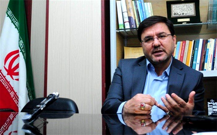 نعمتی: دولت برای برون رفت از وضع اقتصادی لایحه ارائه کند
