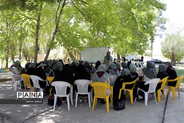 نشست عمومی دبیران مجامع سازمان دانش آموزی فارس