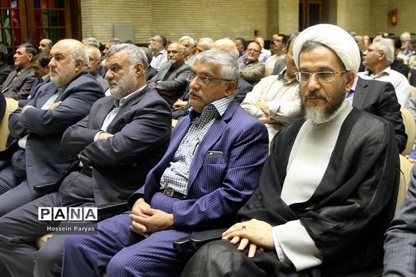 مراسم ترحیم پدر مصطفی تاج‌زاده