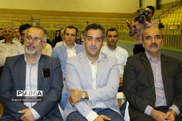 استقبال از دو کاراته‌کار دانش‌آموز در جویبار