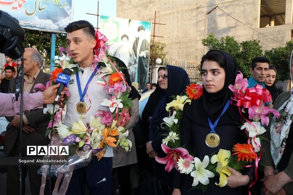 استقبال از دو کاراته‌کار دانش‌آموز در جویبار